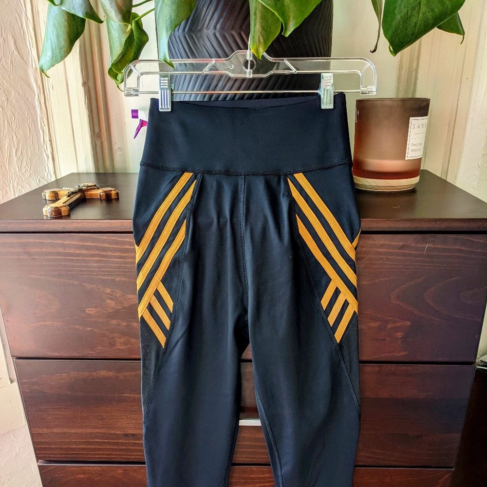 adidas Ivy Park 3-Stripes Tights in Black